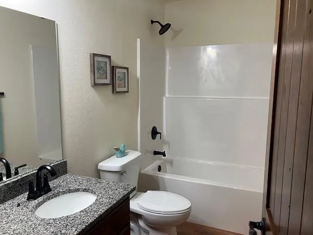 $995,000 | 13728 Memorywood Drive, Baxter, MN 56425