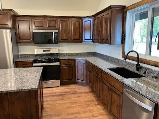 $995,000 | 13728 Memorywood Drive, Baxter, MN 56425