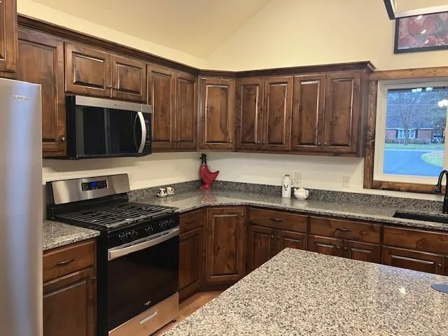 $995,000 | 13728 Memorywood Drive, Baxter, MN 56425