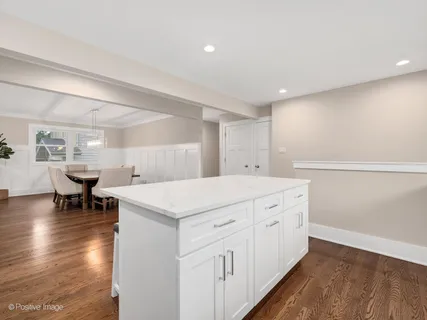 $699,000 | 246 North Jackson Road, Clarendon Hills, IL 60514