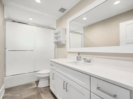 $699,000 | 246 North Jackson Road, Clarendon Hills, IL 60514