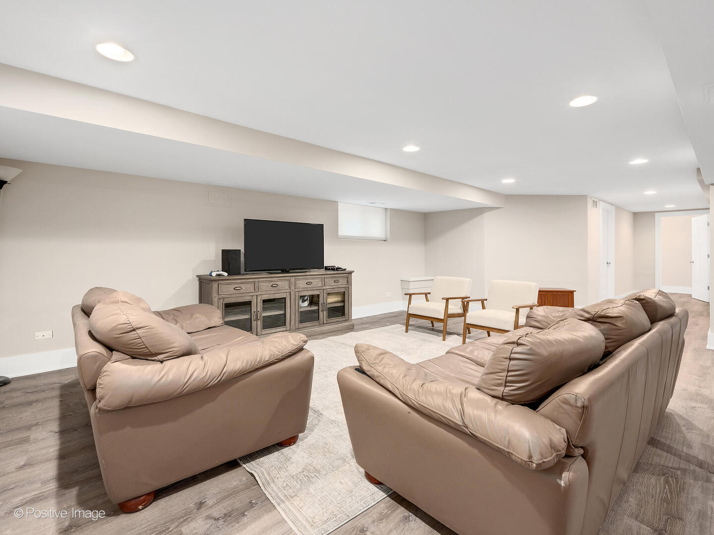 246 North Jackson Road Clarendon Hills, IL 60514 - Photo 22 of 34