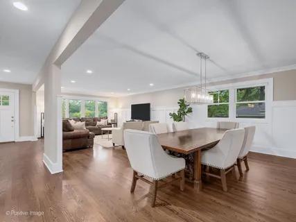 $699,000 | 246 North Jackson Road, Clarendon Hills, IL 60514