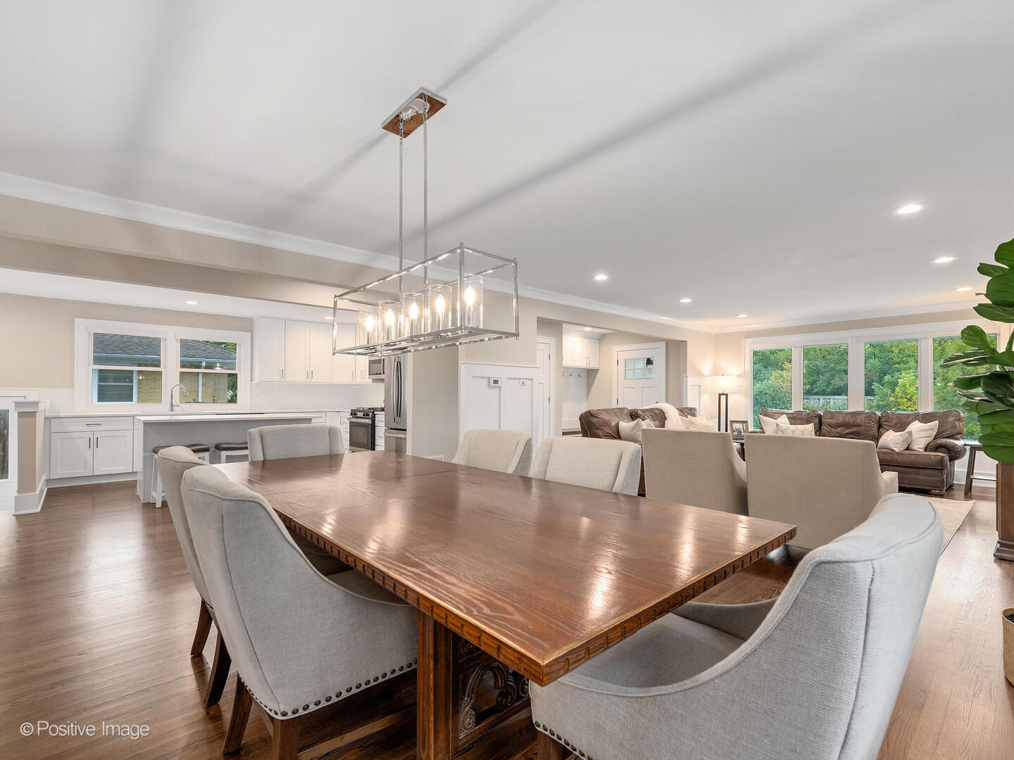 246 North Jackson Road Clarendon Hills, IL 60514 - Photo 9 of 34