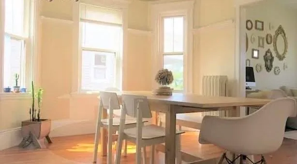 $3,199 | 6 Poplar Road, Unit 1, Cambridge, MA 02138