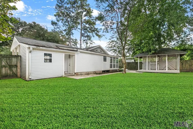 $260,000 | 2444 Rhododendron Avenue, Baton Rouge, LA 70808