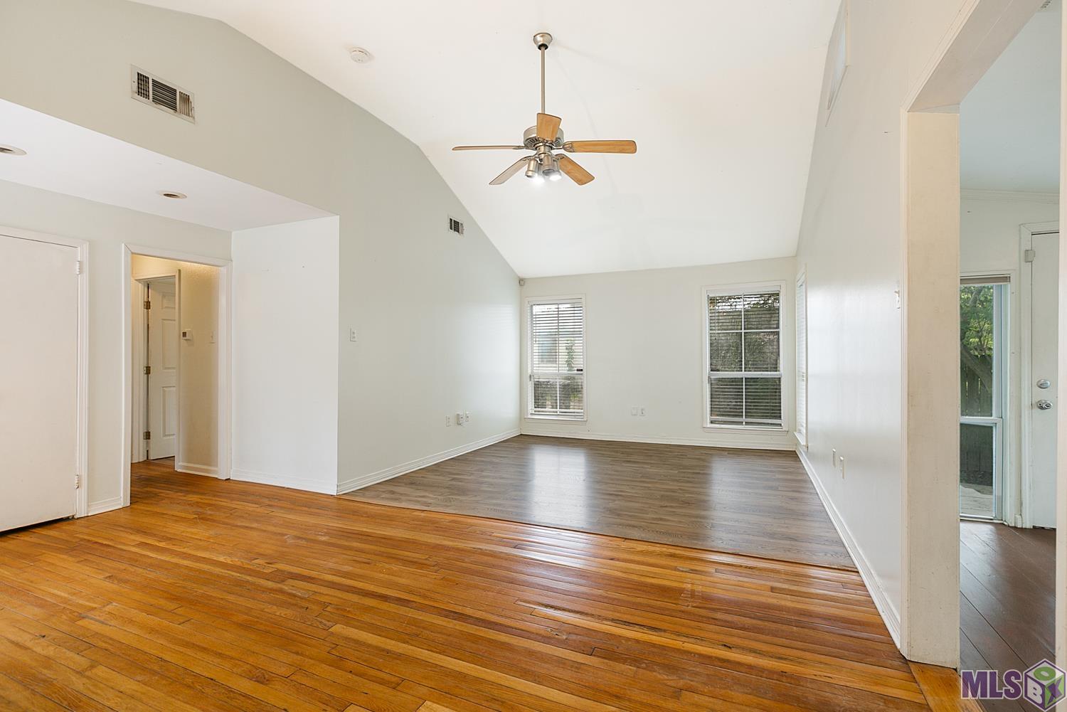 2444 Rhododendron Avenue Baton Rouge, LA 70808 - Photo 3 of 17