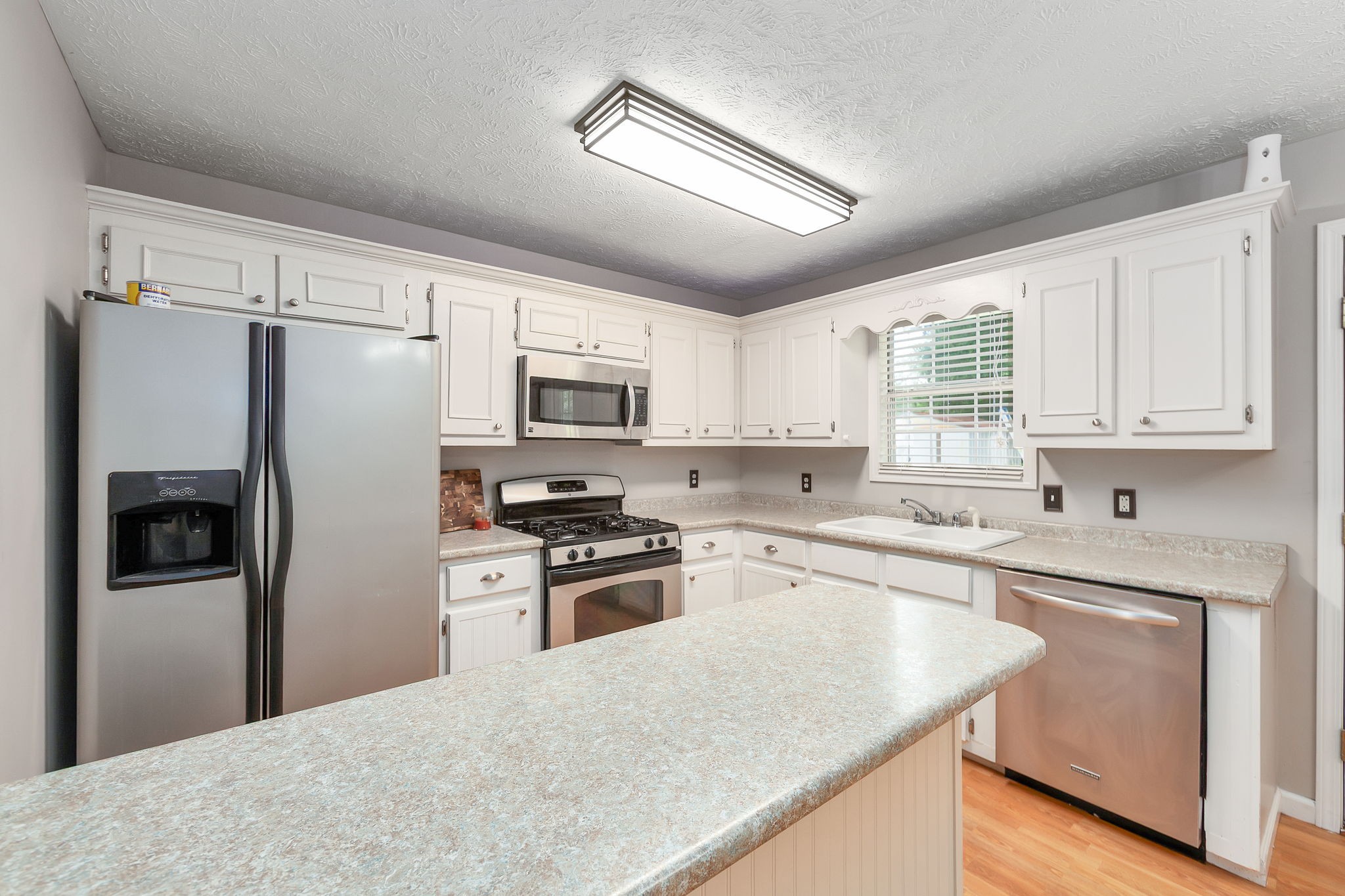 6940 Highway 100 Decaturville, TN 38329 - Photo 12 of 40 Gallery Image 12