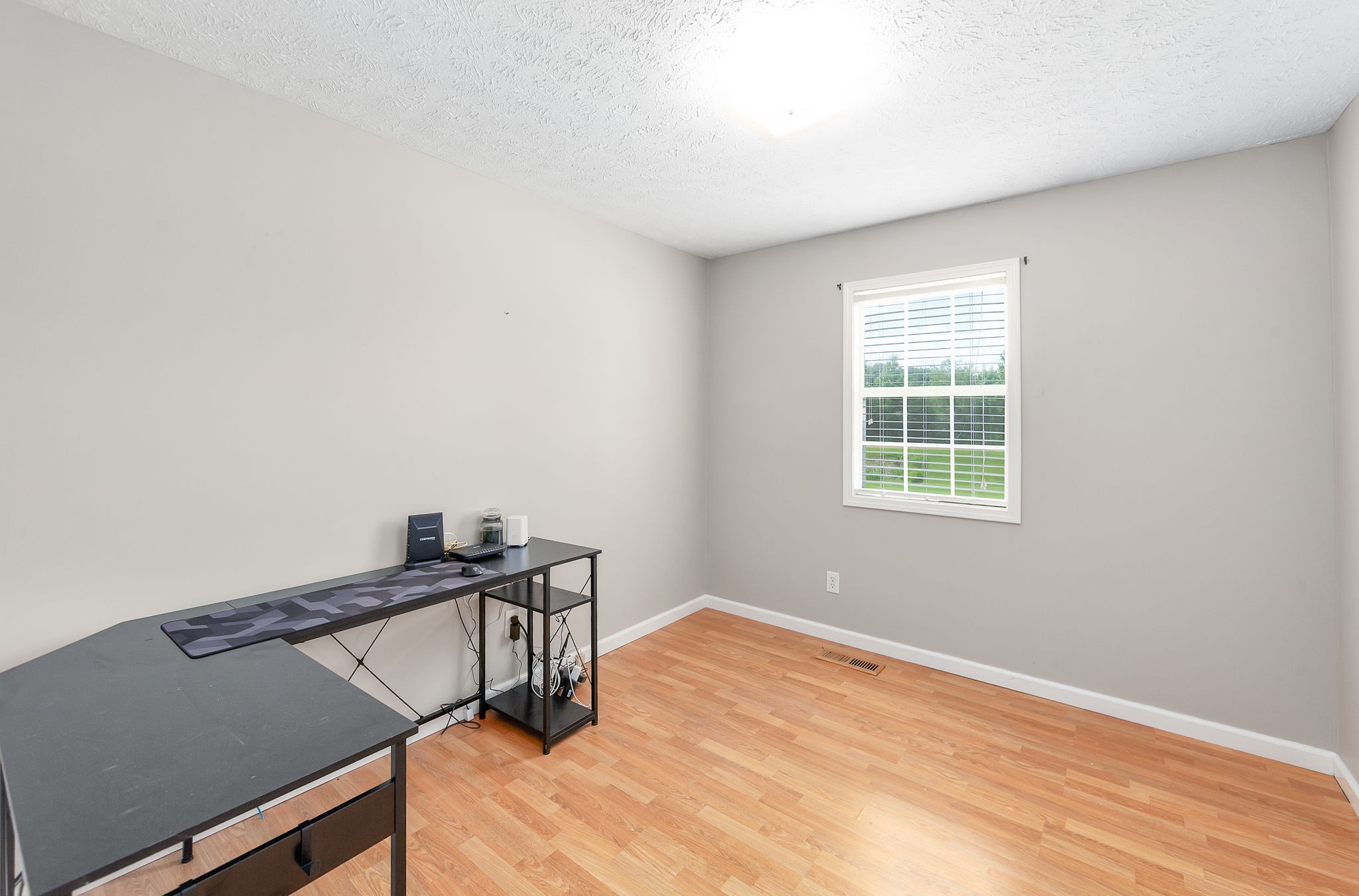 6940 Highway 100 Decaturville, TN 38329 - Photo 15 of 40 Gallery Image 15