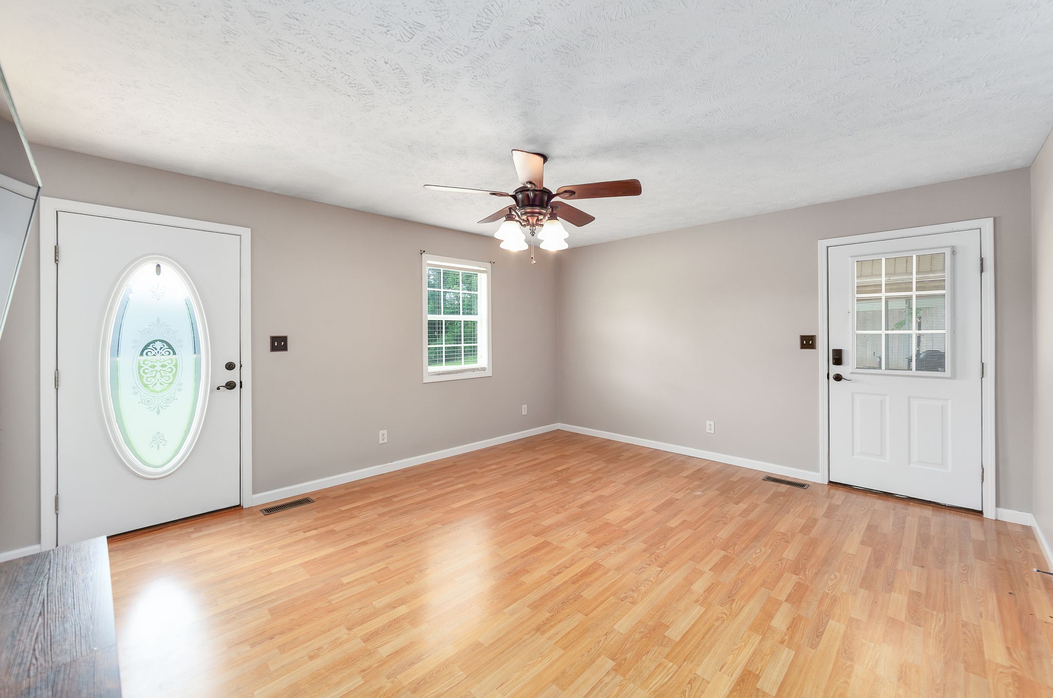 6940 Highway 100 Decaturville, TN 38329 - Photo 3 of 40 Gallery Image 3