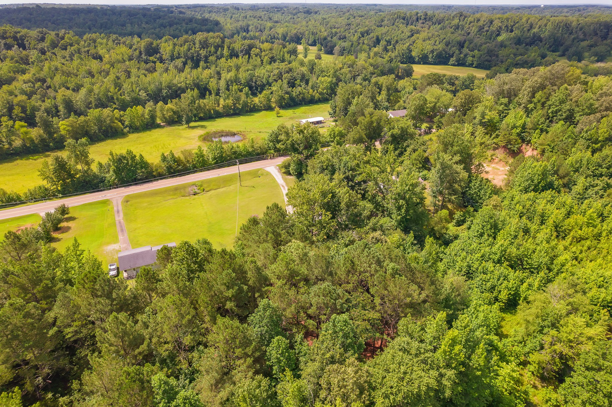 6940 Highway 100 Decaturville, TN 38329 - Photo 31 of 40 Gallery Image 31