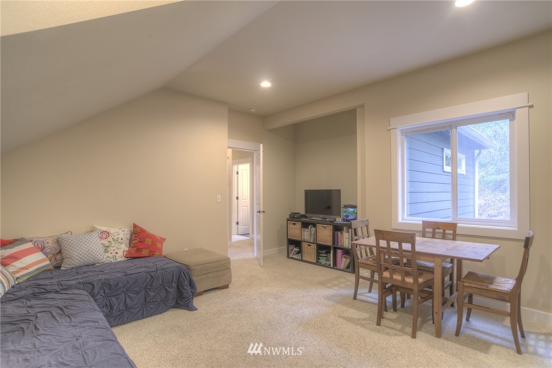 3819 Ravine Lane Southeast Olympia, WA 98513 - Photo 21 of 25 Gallery Image 21