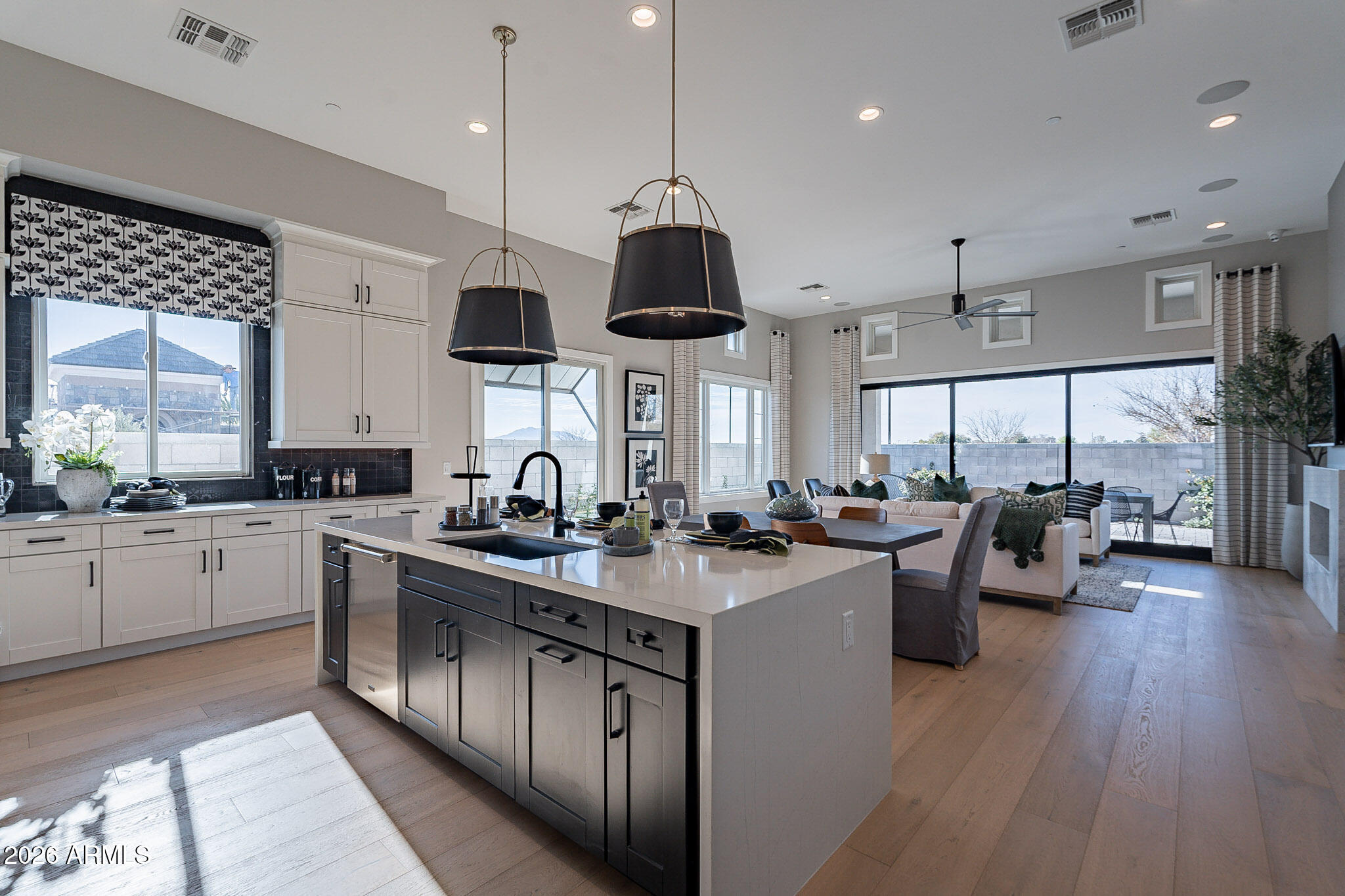 3346 South Stuart Court Gilbert, AZ 85297 - Photo 11 of 105