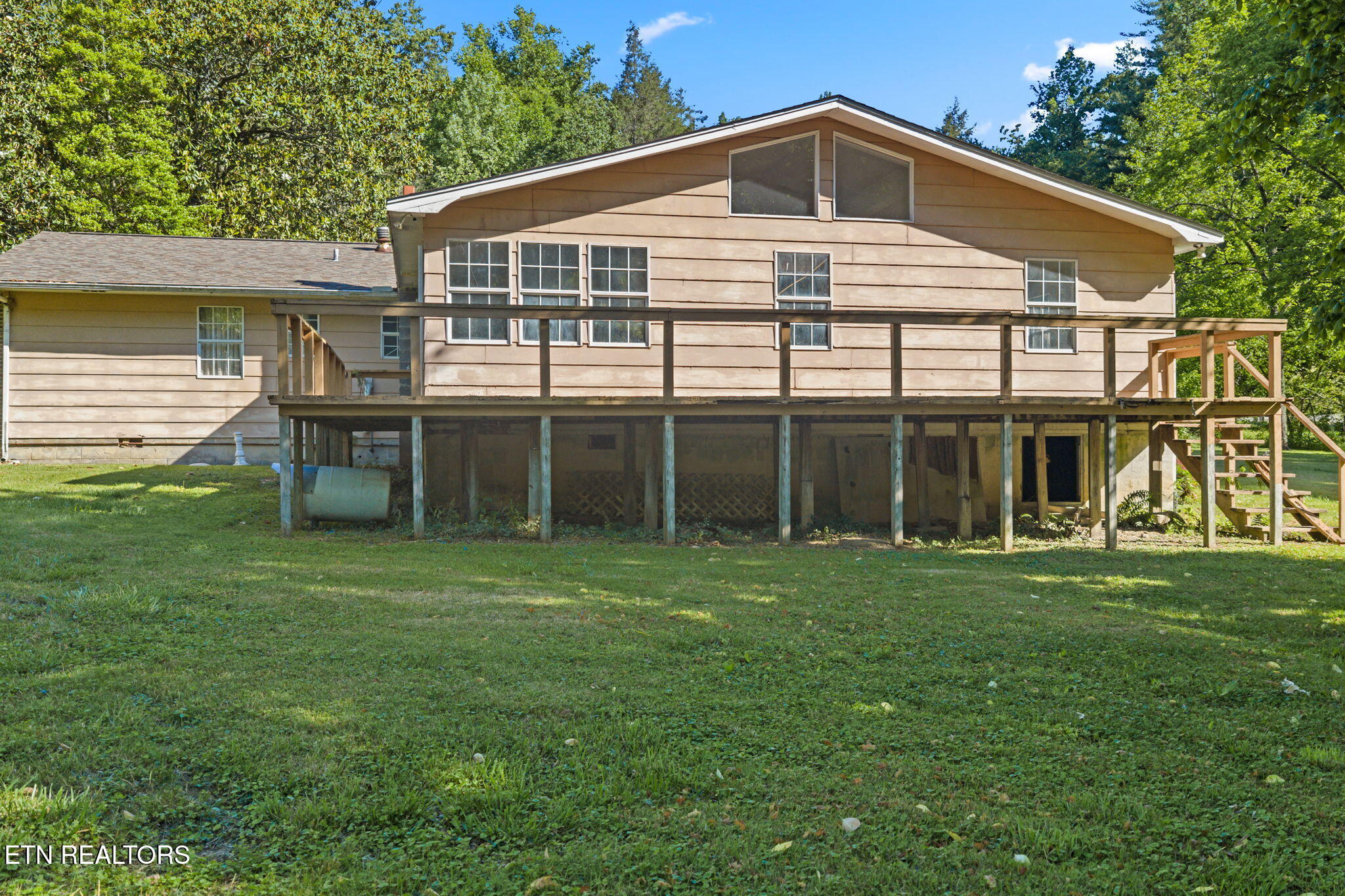 369 Back Valley Road Oliver Springs, TN 37840 - Photo 5 of 27 29-web-or-mls-369 Back Valley--45