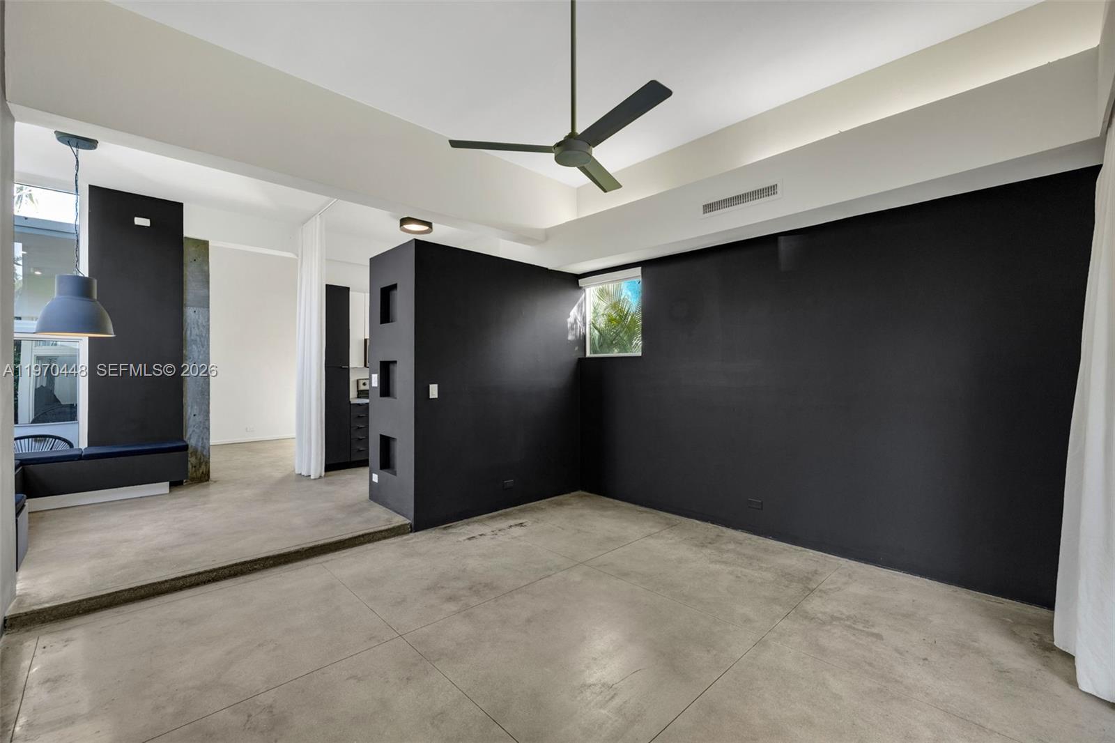 6014 Southwest 22nd Street Miami, FL 33155 - Photo 12 of 61