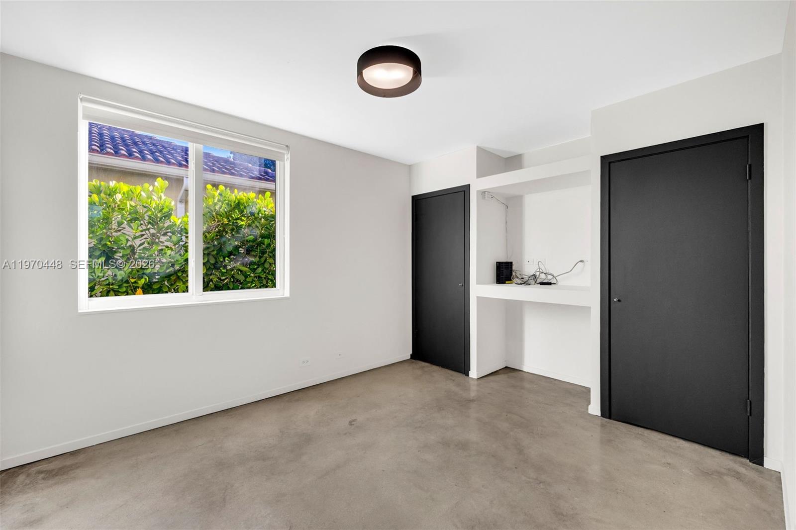 6014 Southwest 22nd Street Miami, FL 33155 - Photo 15 of 61