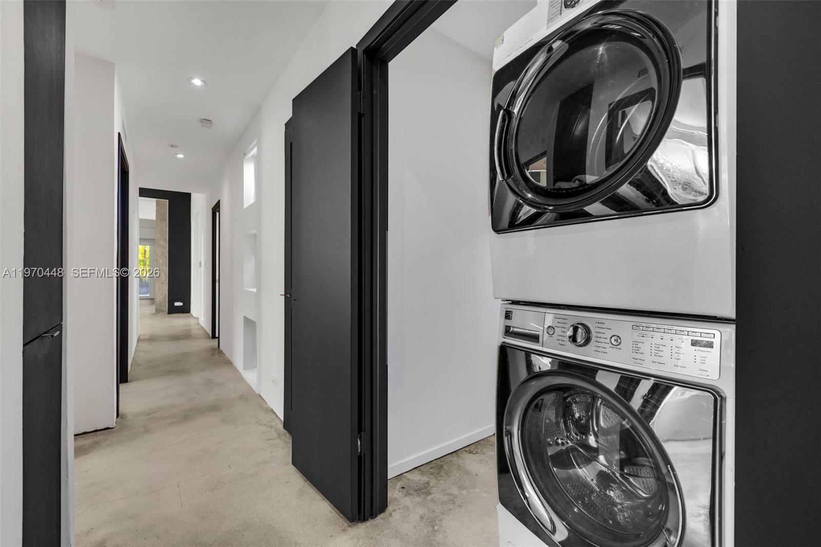 6014 Southwest 22nd Street Miami, FL 33155 - Photo 17 of 61