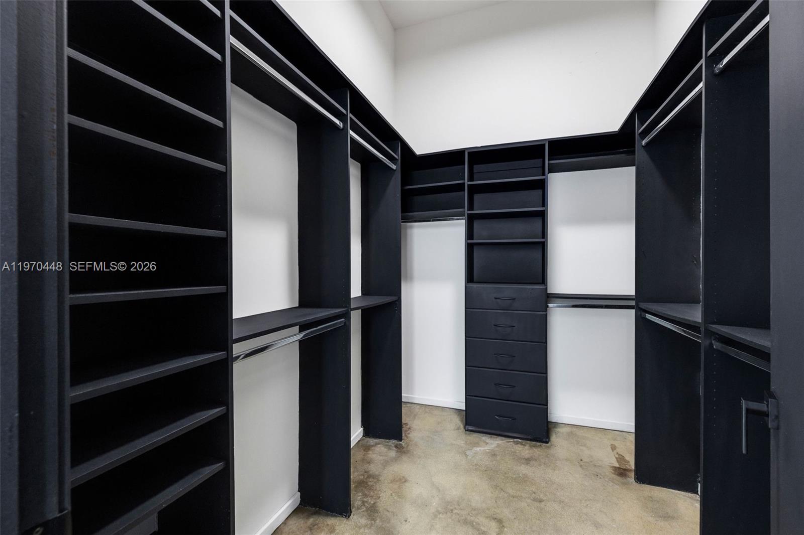 6014 Southwest 22nd Street Miami, FL 33155 - Photo 25 of 61