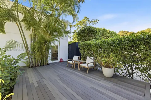 $995,000 | 6014 Southwest 22nd Street, Miami, FL 33155