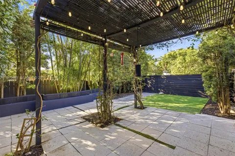 $995,000 | 6014 Southwest 22nd Street, Miami, FL 33155