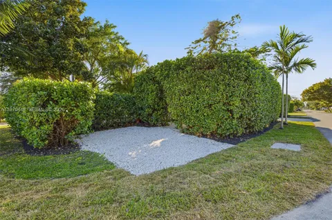 $995,000 | 6014 Southwest 22nd Street, Miami, FL 33155