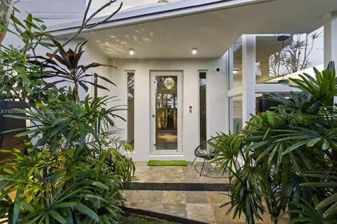 $995,000 | 6014 Southwest 22nd Street, Miami, FL 33155