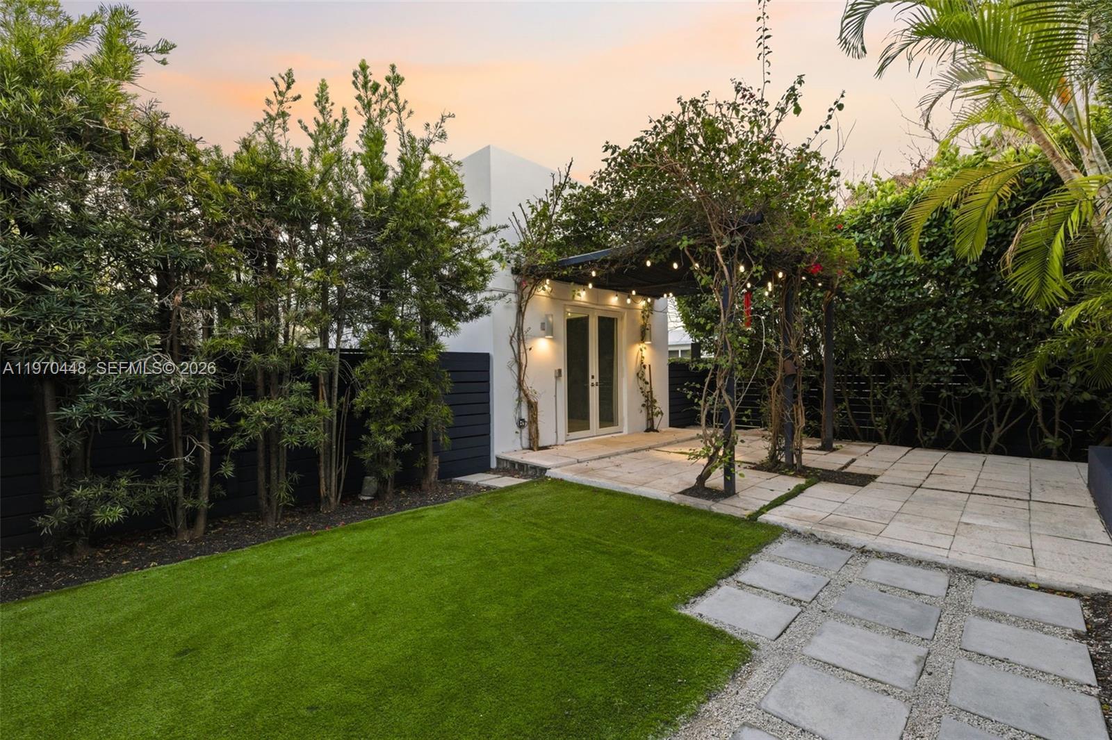 6014 Southwest 22nd Street Miami, FL 33155 - Photo 45 of 61