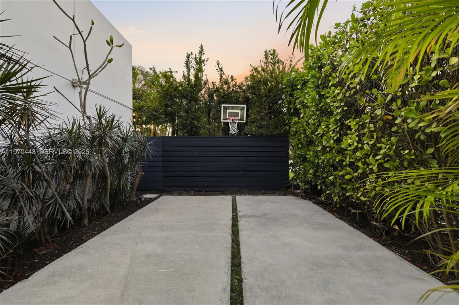 6014 Southwest 22nd Street Miami, FL 33155 - Photo 51 of 61