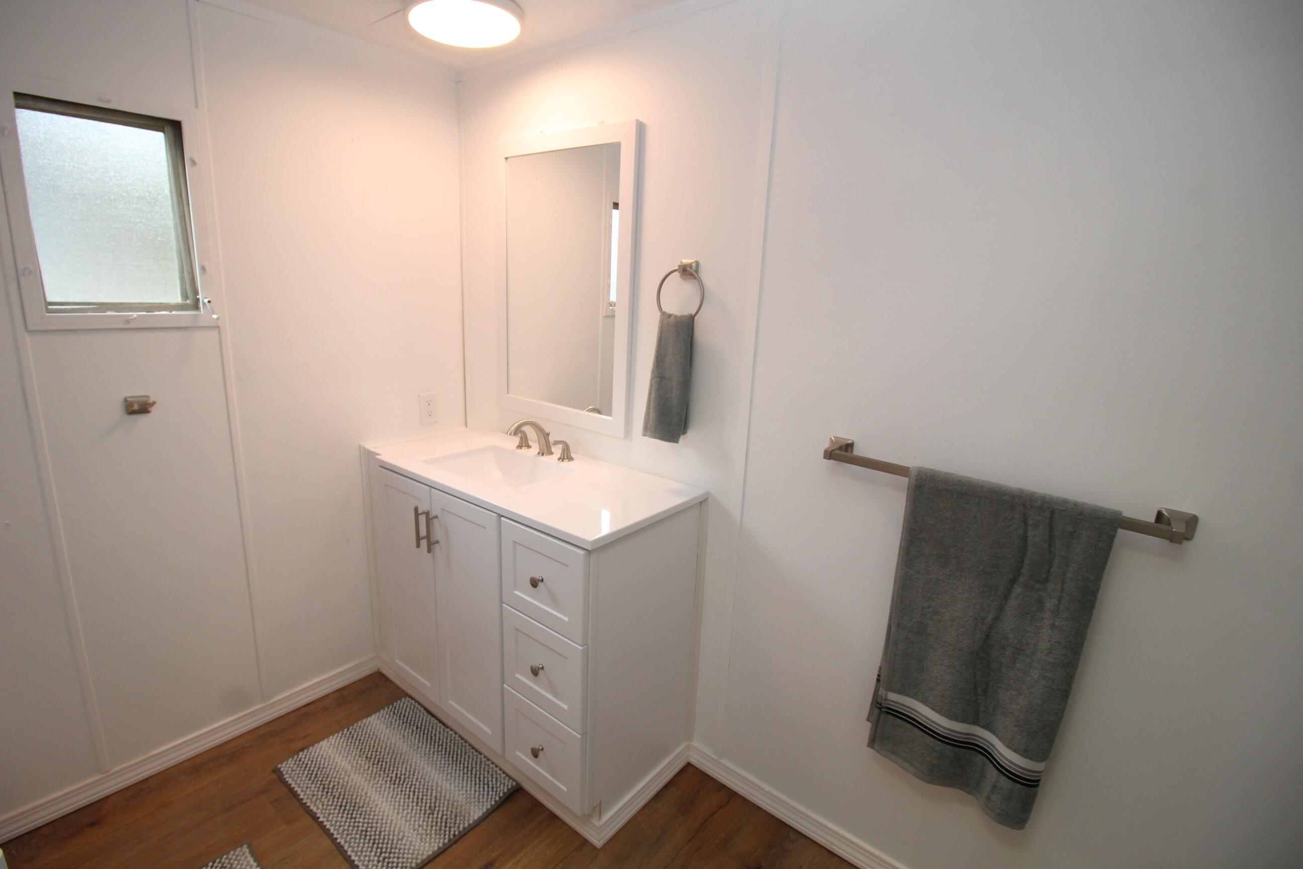 38 Fire Rd DC-1 Mount Vernon, ME 04352 - Photo 21 of 35 21. Full Bathroom