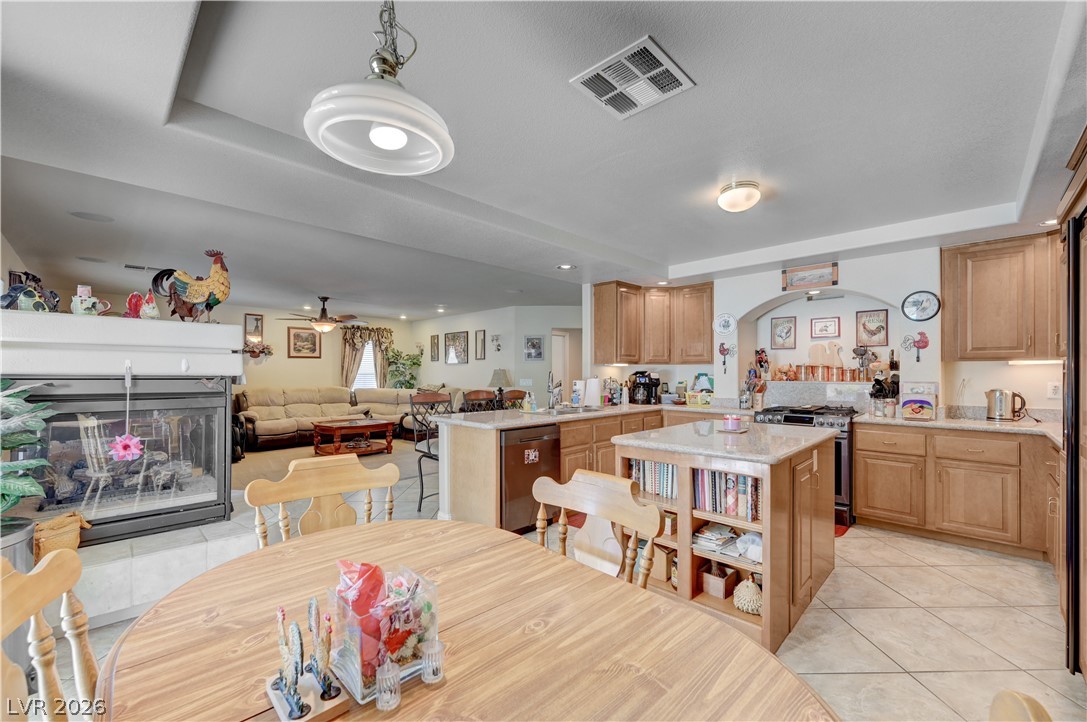 7834 Tahoe Ridge Court Las Vegas, NV 89139 - Photo 8 of 52