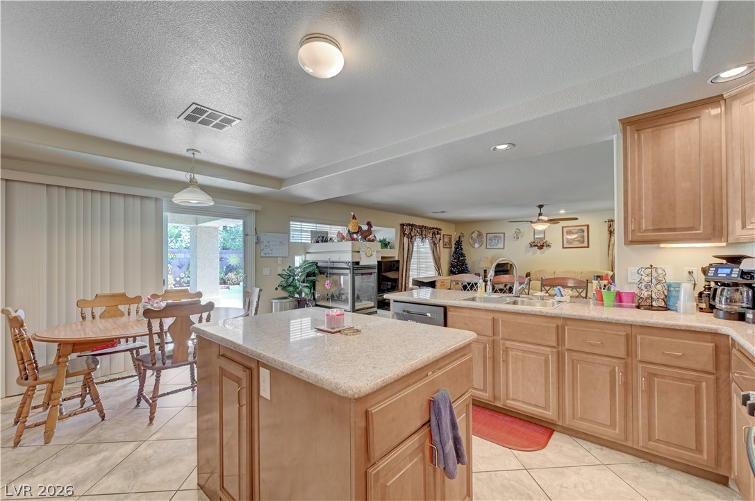 7834 Tahoe Ridge Court Las Vegas, NV 89139 - Photo 10 of 52