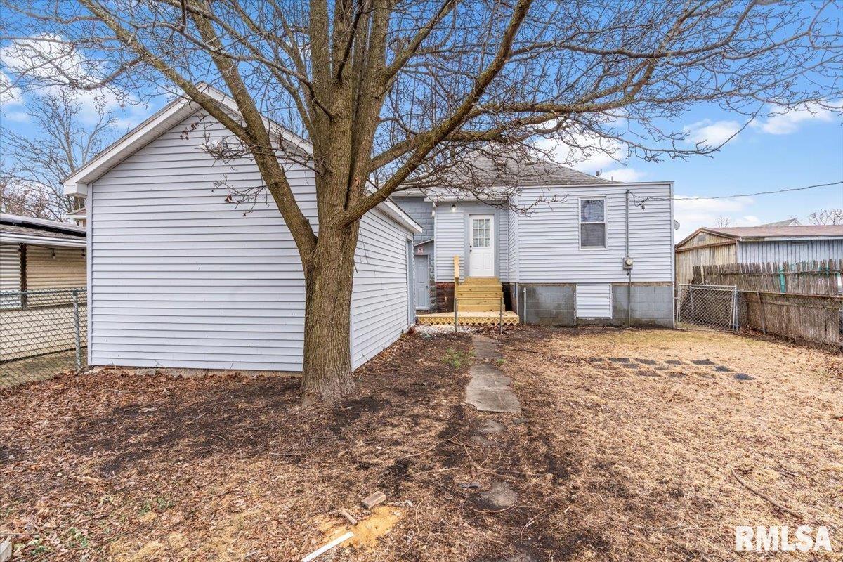 1617 East Cummins Avenue Springfield, IL 62702 - Photo 31 of 32