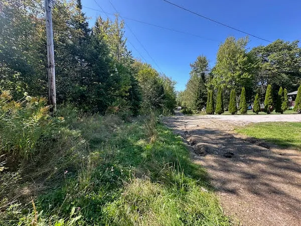 $35,000 | Map1-l431e Map1-l431e Sally Mack Road, Frankfort, ME 04438