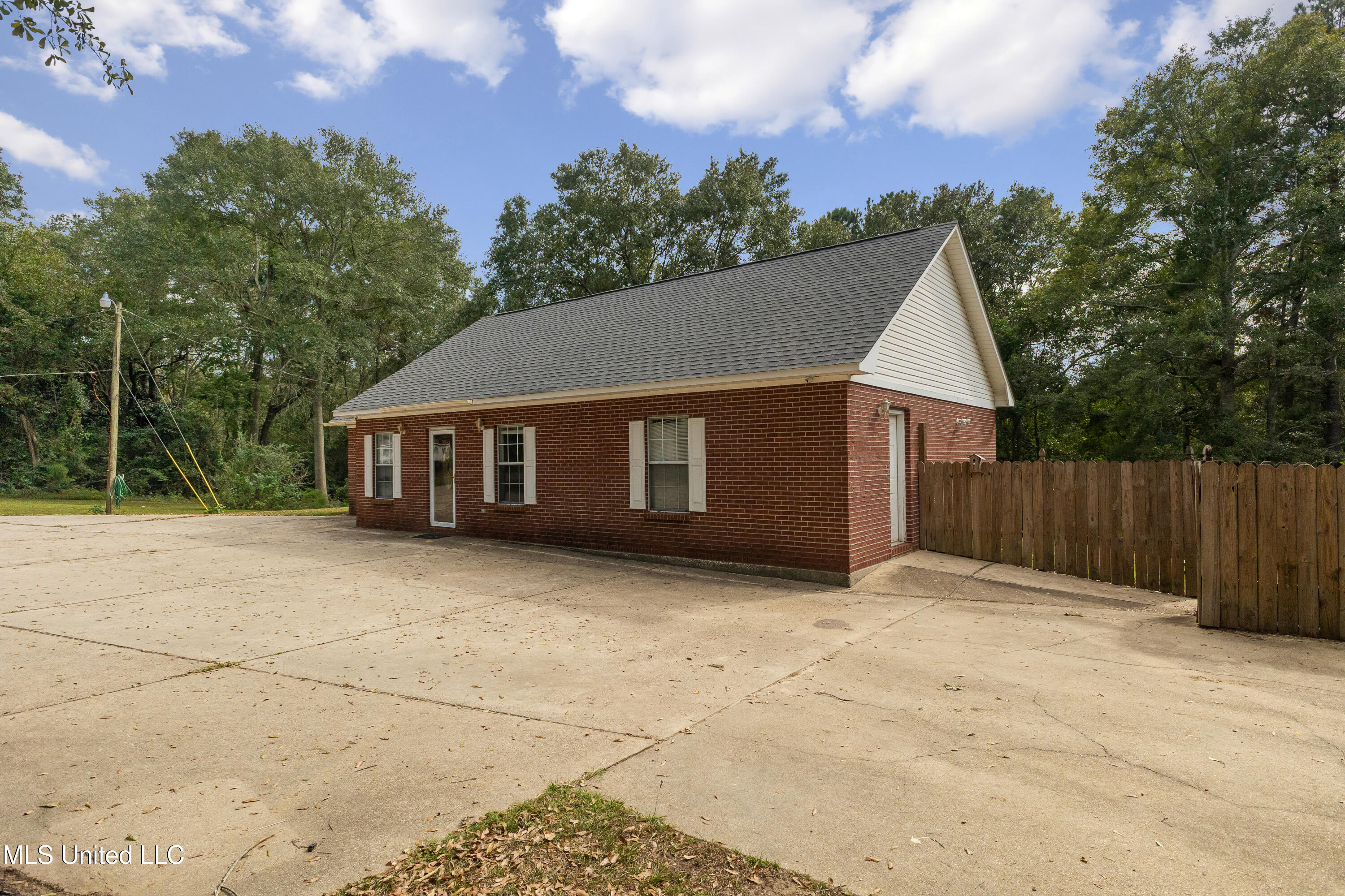 351 Graves Road Ellisville, MS 39437 - Photo 54 of 69 351_Graves_Rd-61