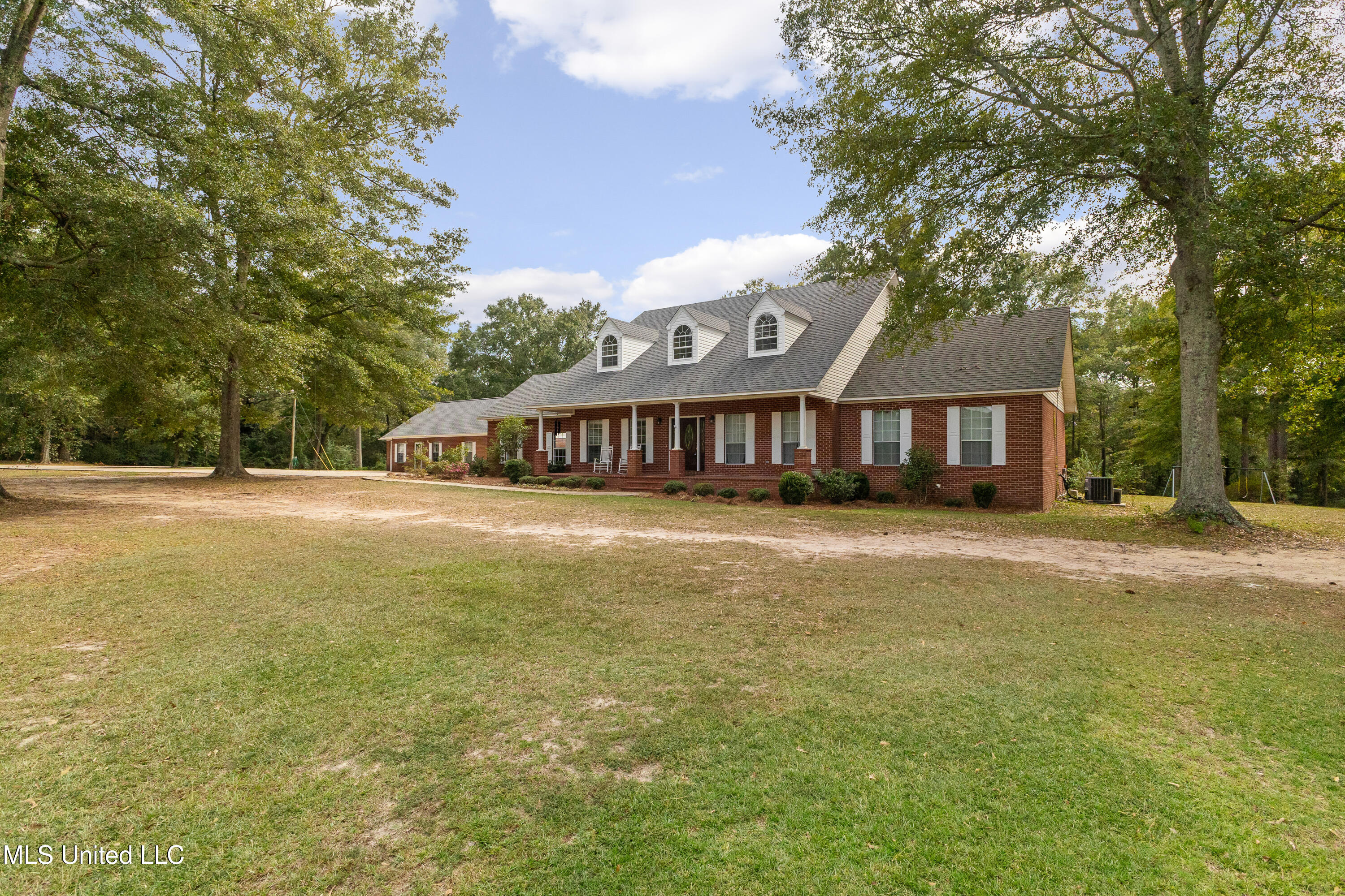351 Graves Road Ellisville, MS 39437 - Photo 7 of 69 351_Graves_Rd-6