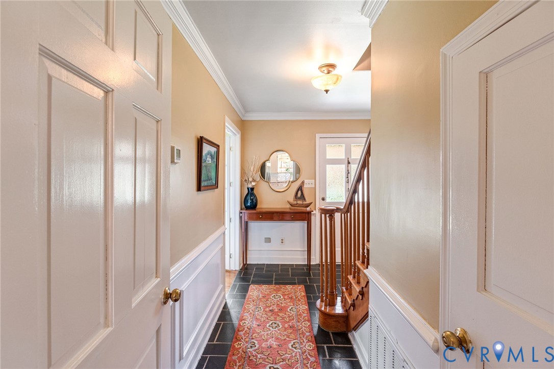 5721 Elfinwood Road Chester, VA 23831 - Photo 5 of 34