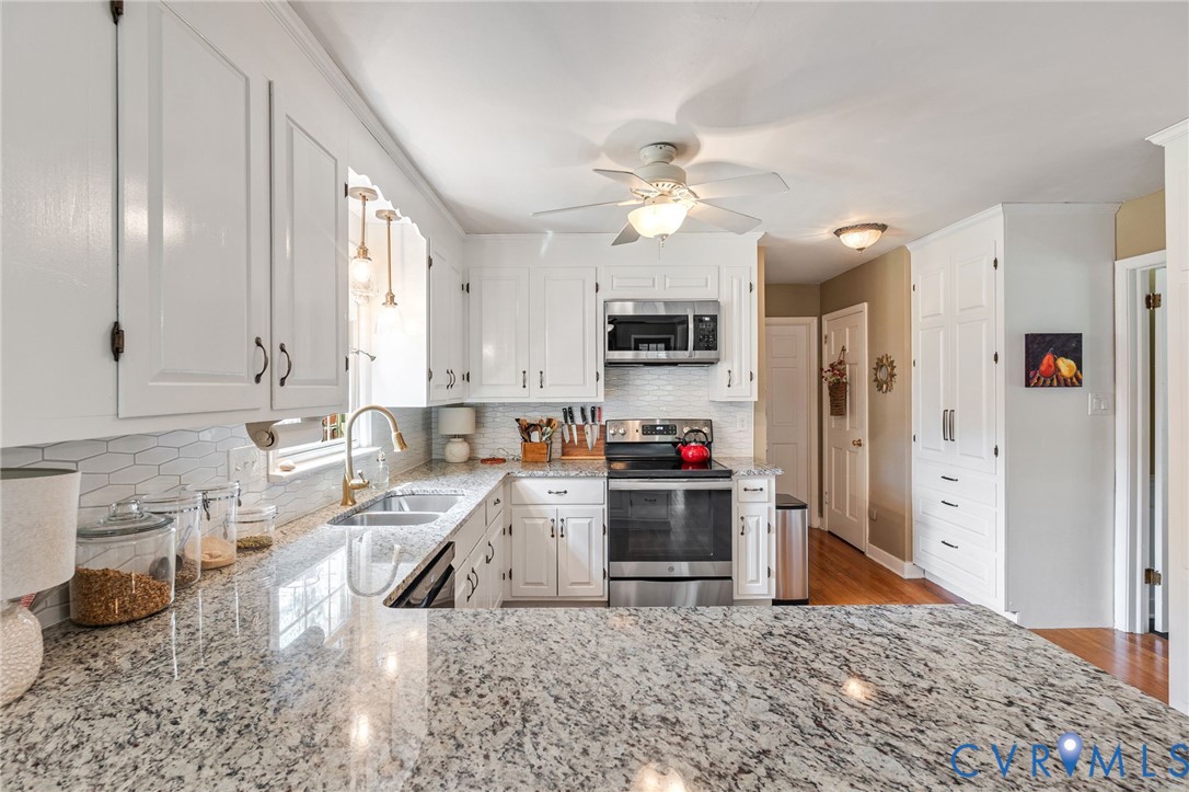 5721 Elfinwood Road Chester, VA 23831 - Photo 8 of 34