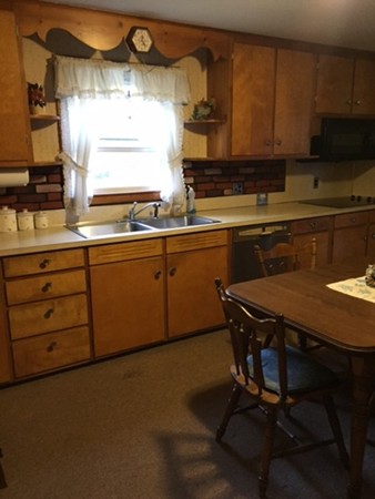 709 Rindge Road Fitchburg, MA 01420 - Photo 4 of 14 Gallery Image 4