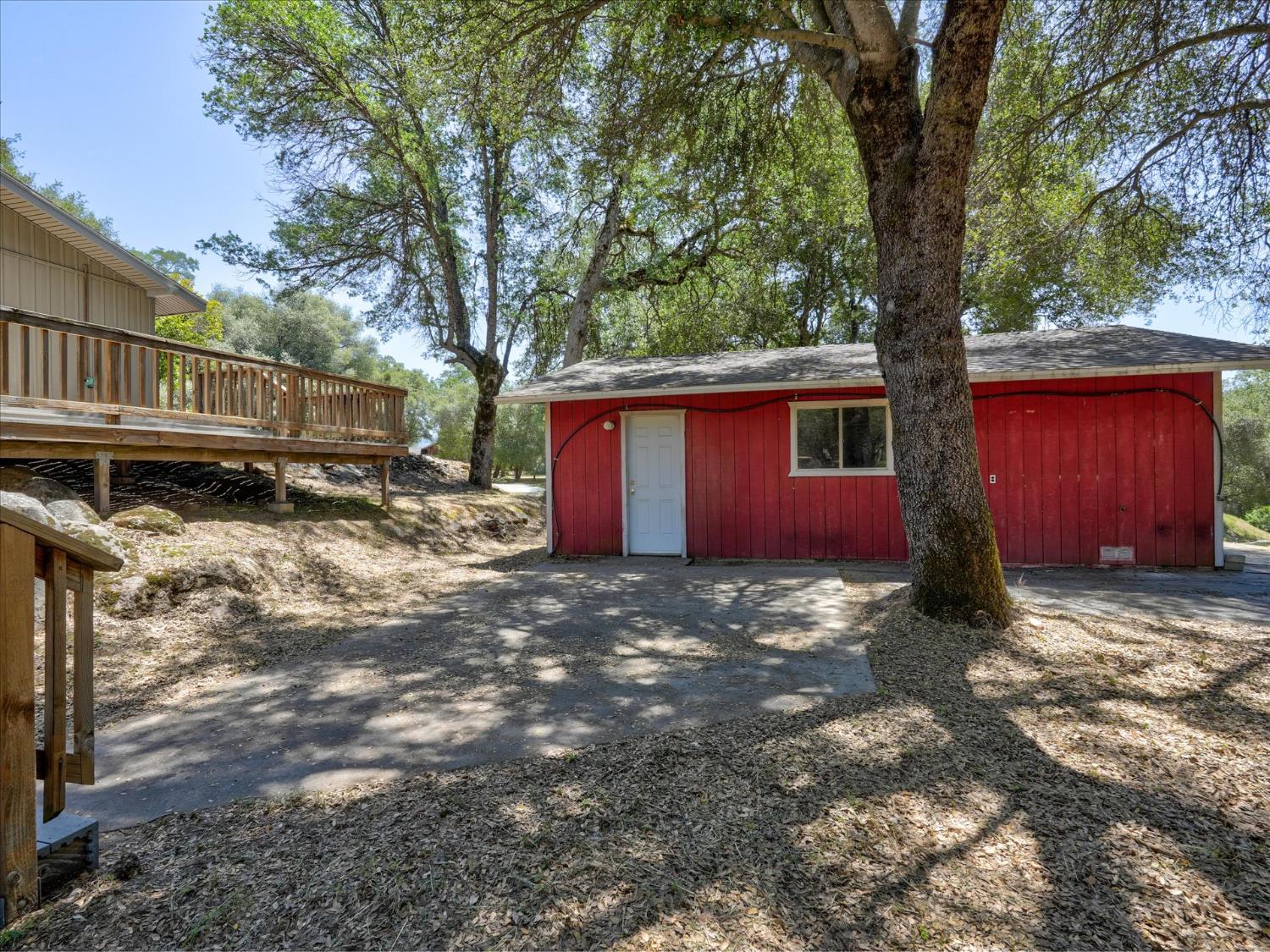 49020 Manzanita Road Oakhurst, CA 93644 - Photo 50 of 61