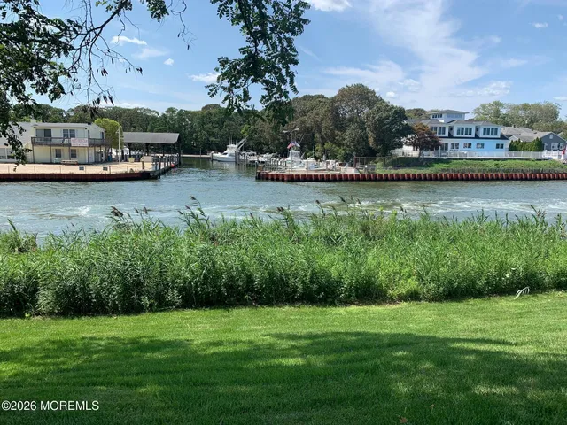 $2,995 | 910 South Street, Unit 2, Point Pleasant, NJ 08742