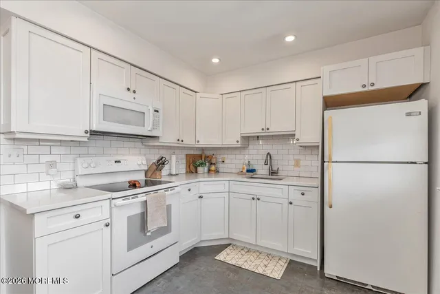 $2,995 | 910 South Street, Unit 2, Point Pleasant, NJ 08742