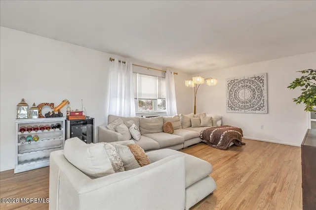 $2,995 | 910 South Street, Unit 2, Point Pleasant, NJ 08742