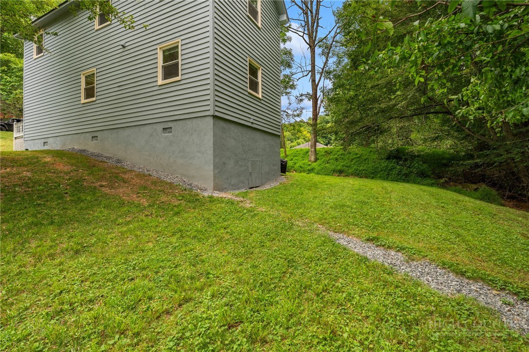 512 Poplar Grove Road Boone, NC 28607 - Photo 32 of 46