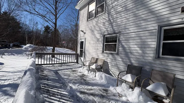 $329,900 | 245 Beacon Hill Road, Unit B, Pembroke, NH 03275