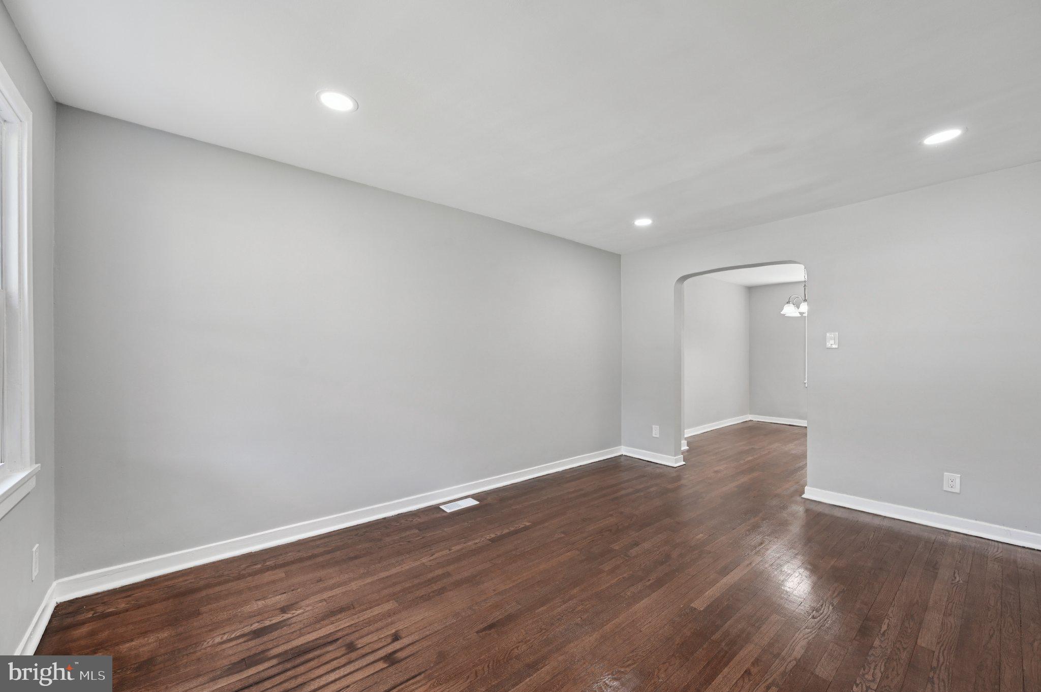 4419 Pen Lucy Road Baltimore, MD 21229 - Photo 8 of 44 Gallery Image 8