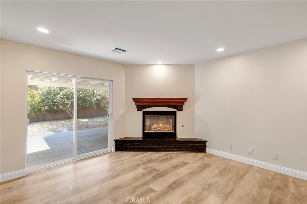 19000 Strathern Street Reseda, CA 91335 - Photo 12 of 42