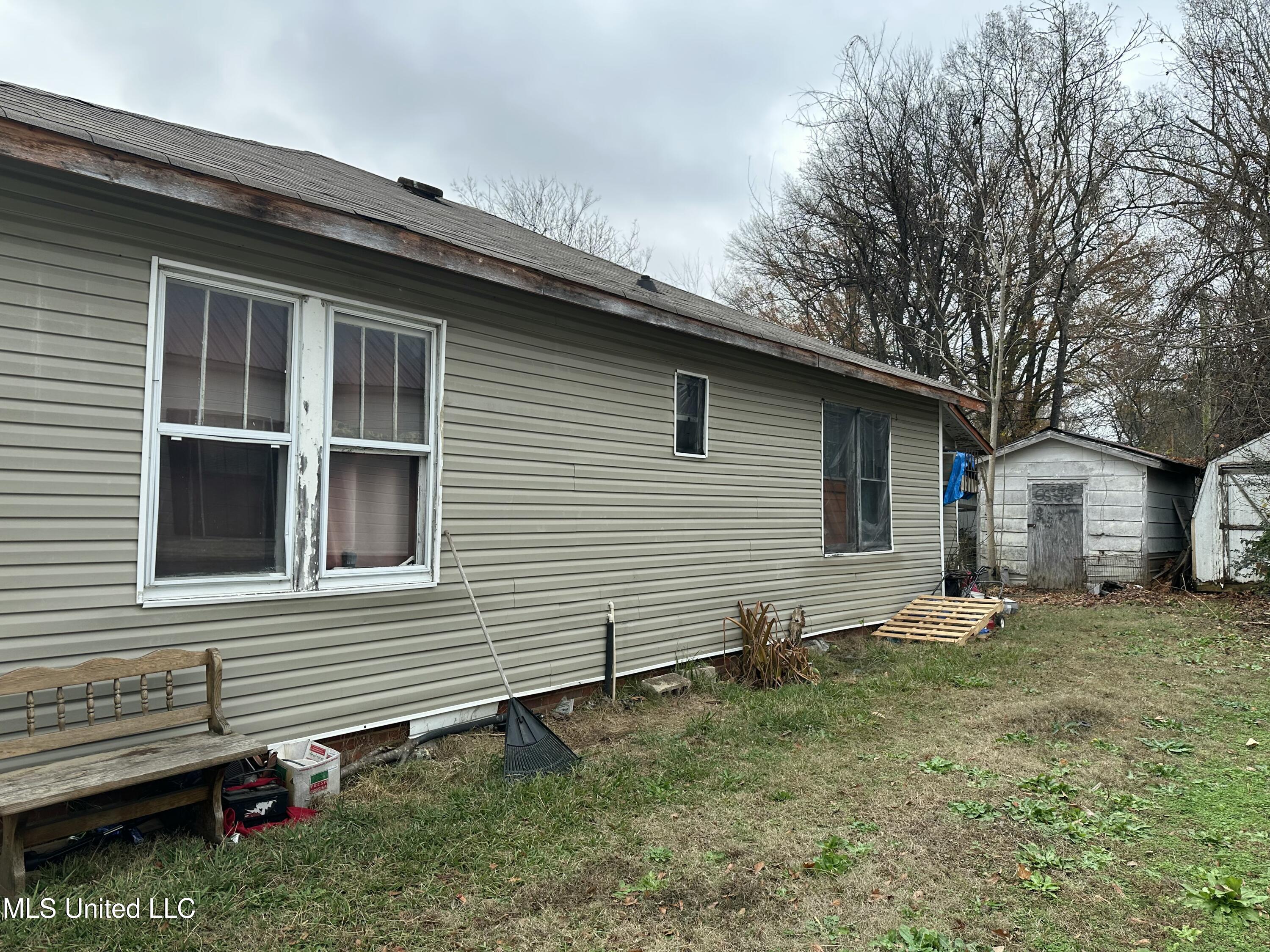 113 South Madison Street Corinth, MS 38834 - Photo 2 of 2 IMG_9712