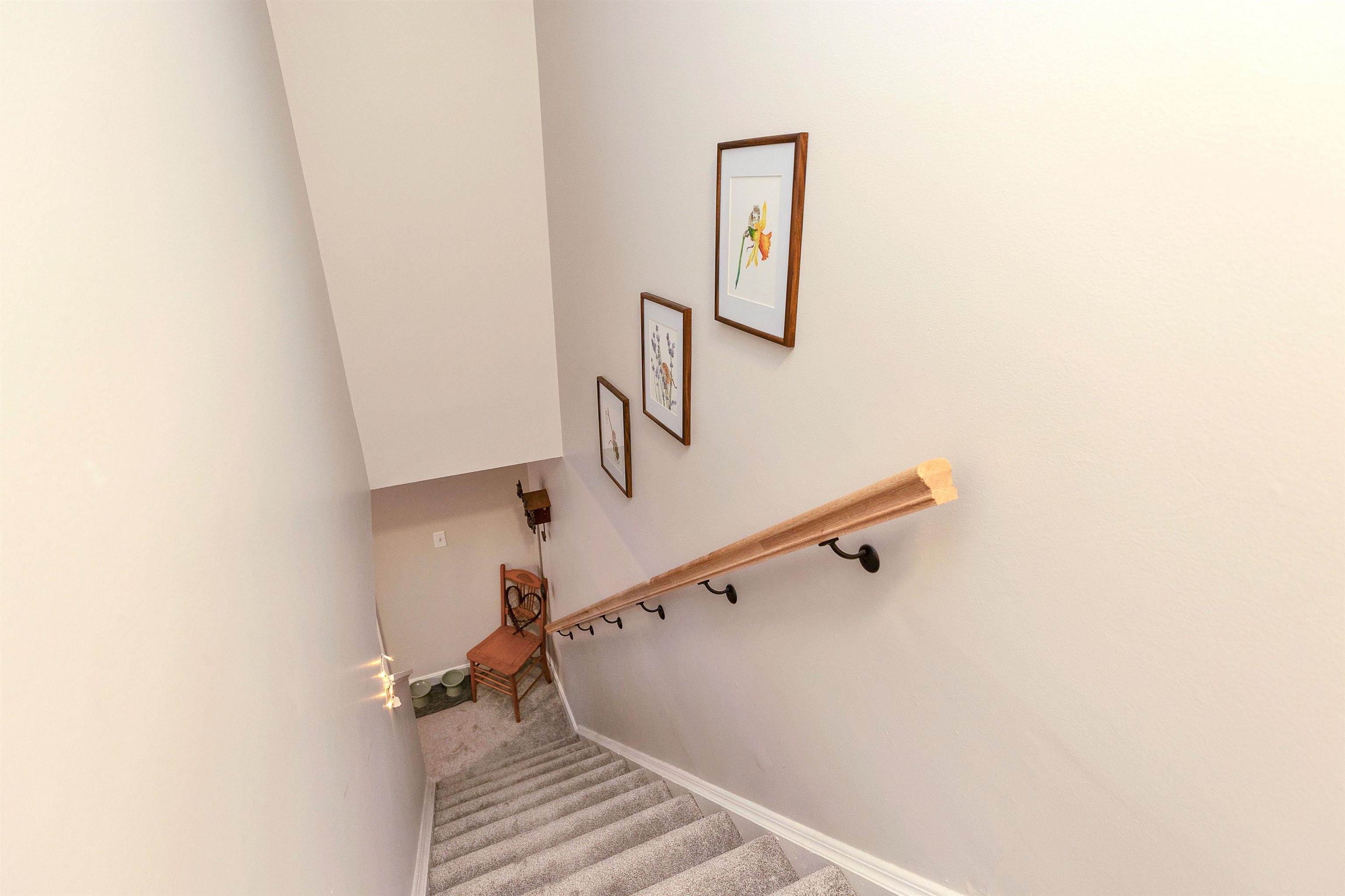 147 Beech Street Manchester, NH 03103 - Photo 22 of 33