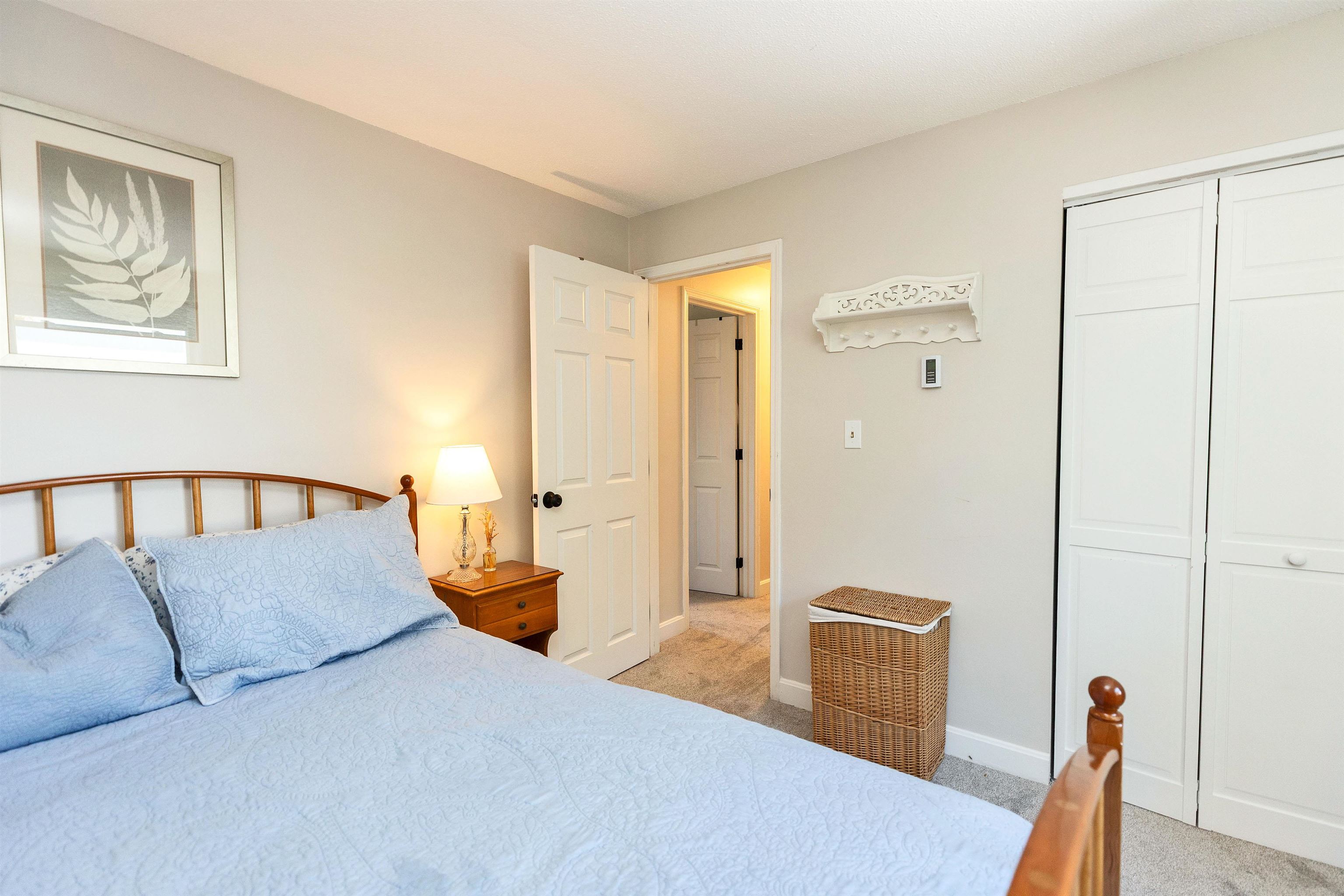 147 Beech Street Manchester, NH 03103 - Photo 31 of 33