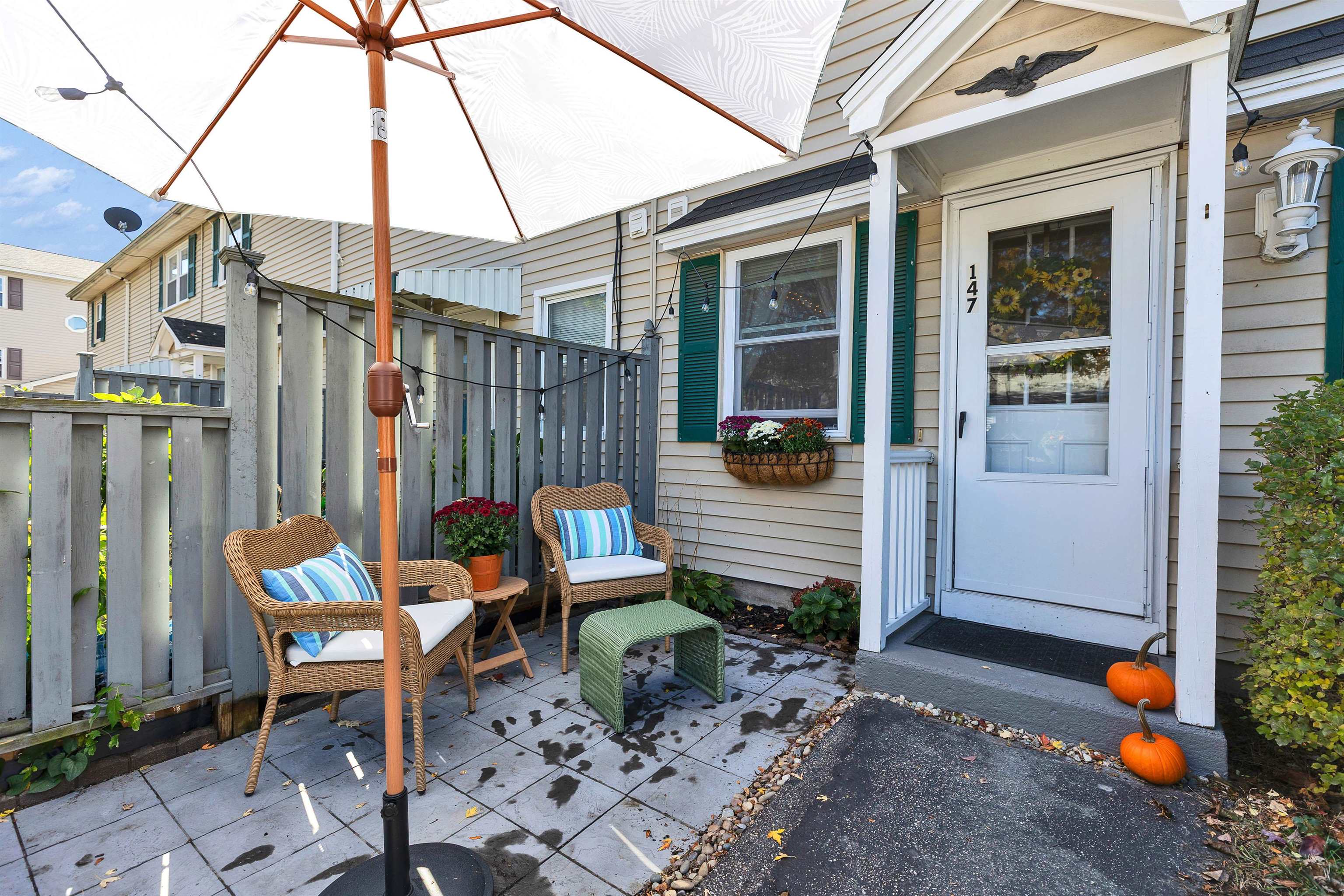 147 Beech Street Manchester, NH 03103 - Photo 6 of 33